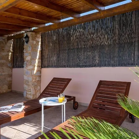 Phoceus Poolfront Grande Villa Palaia Fokaia Exterior photo